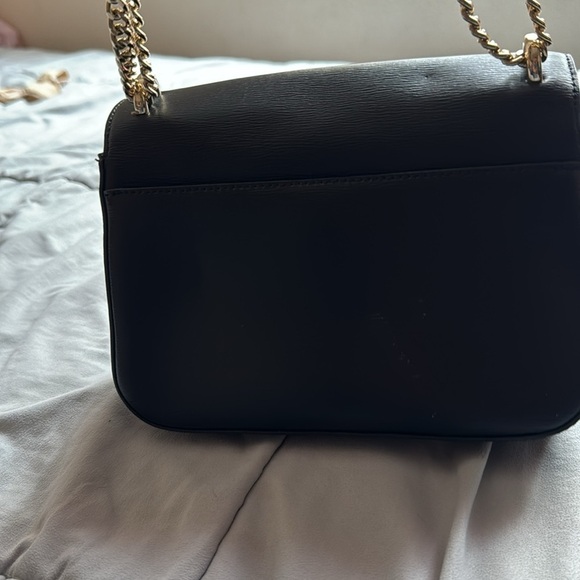 DKNY MILLIE FLAP SHOULDER - Picture 7 of 8